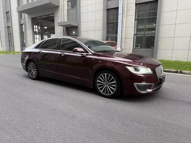 Lincoln MKZ