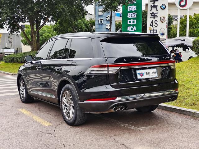 Lincoln Aviator