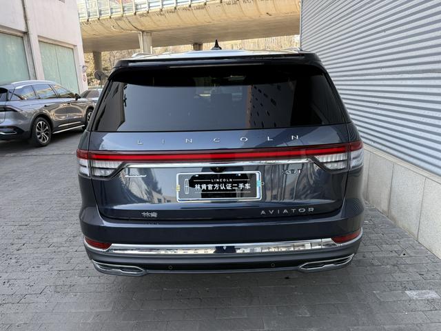 Lincoln Aviator