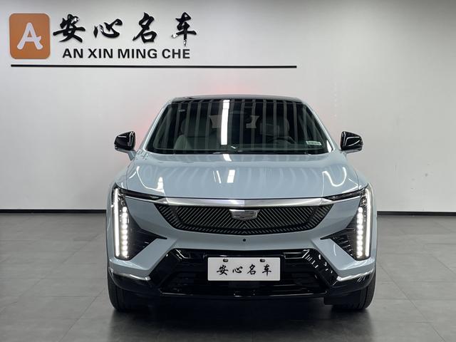 Cadillac IQ Aoge