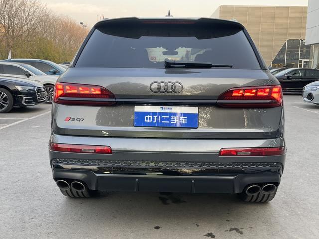 Audi SQ7