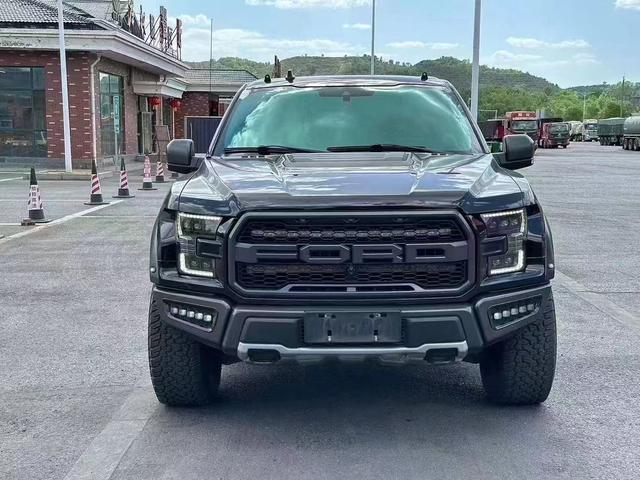 Ford F-150 Raptor