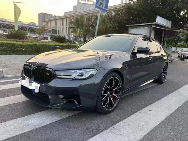 BMW M5