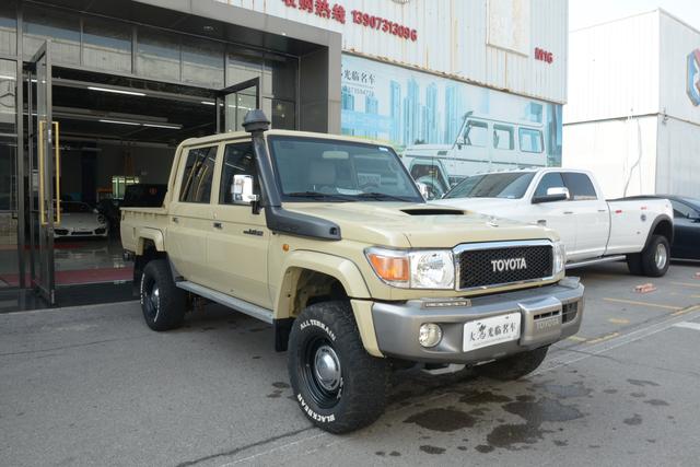 Toyota Land Cruiser 70 Series