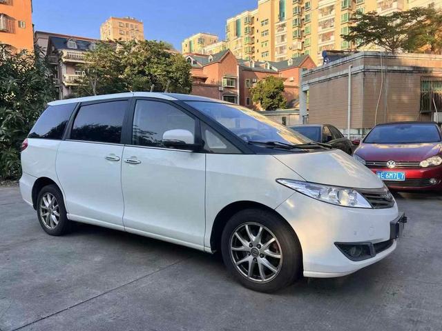 BYD M6