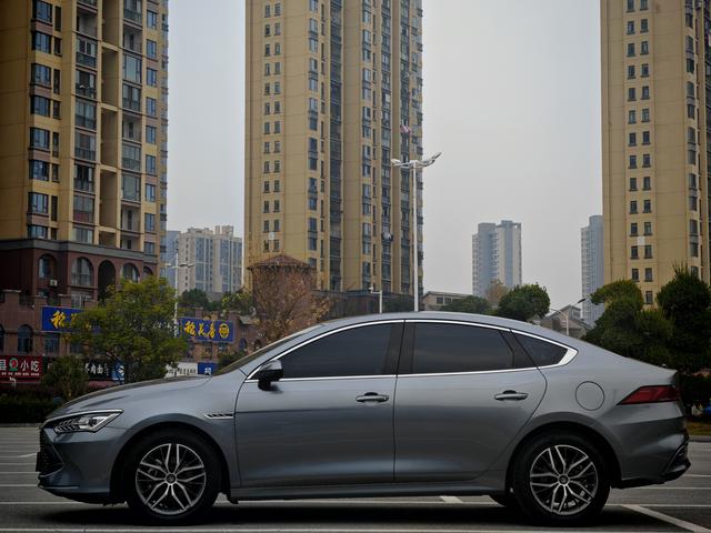 BYD Qin PLUS DM