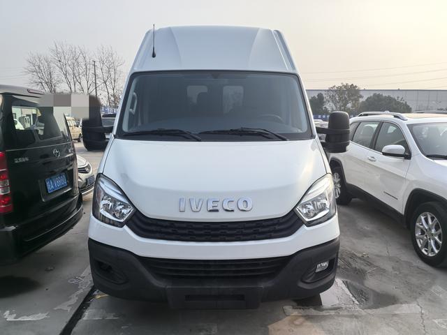 Iveco Wolfson