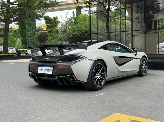 McLaren 570S