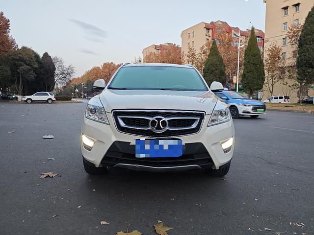 BAIC Shenbao X65