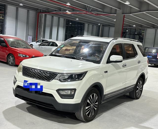 Oshan Changan Auchan CX70