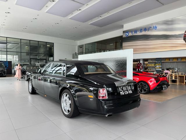 Rolls Royce Phantom