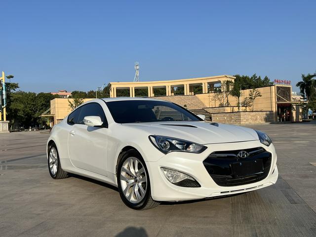 Hyundai Genesis-Coolpad