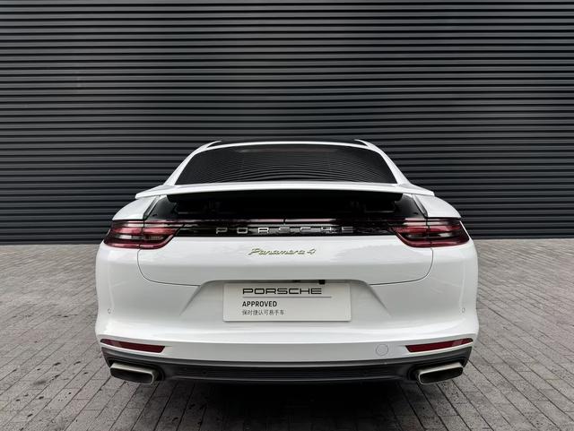 Porsche Panamera E-Hybrid