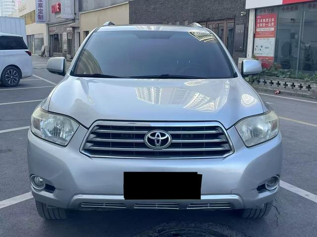 Toyota Highlander (imported)