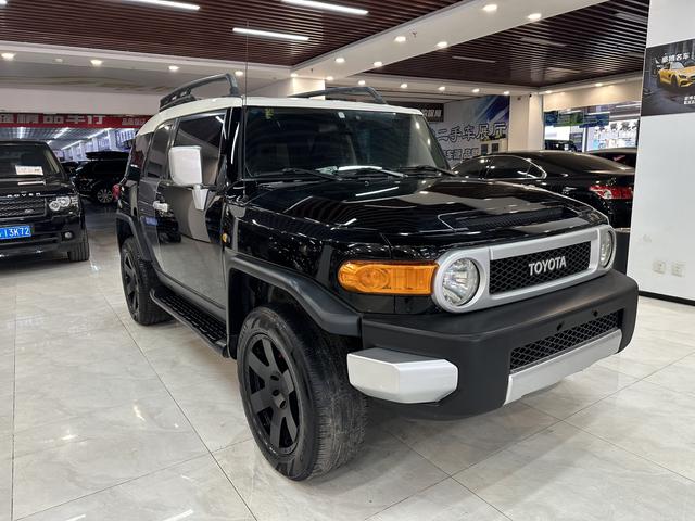 Toyota FJ Cruiser