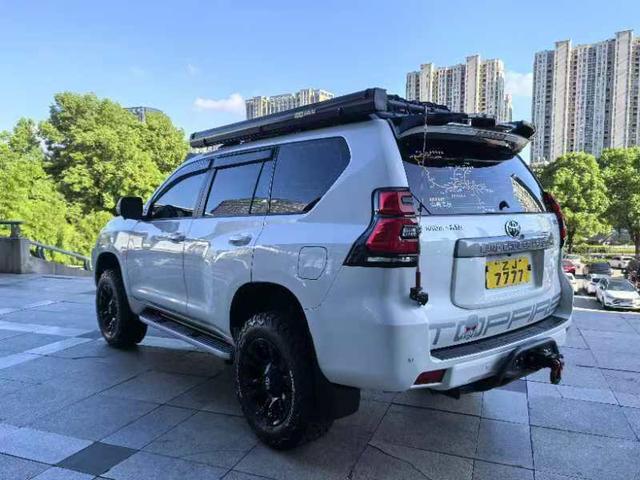 Toyota Prado