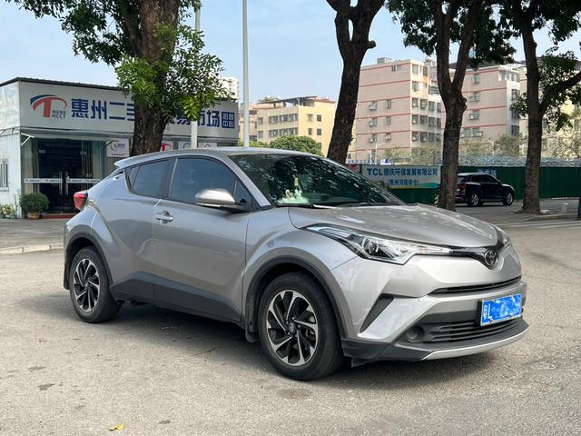 Toyota C-HR Hybrid