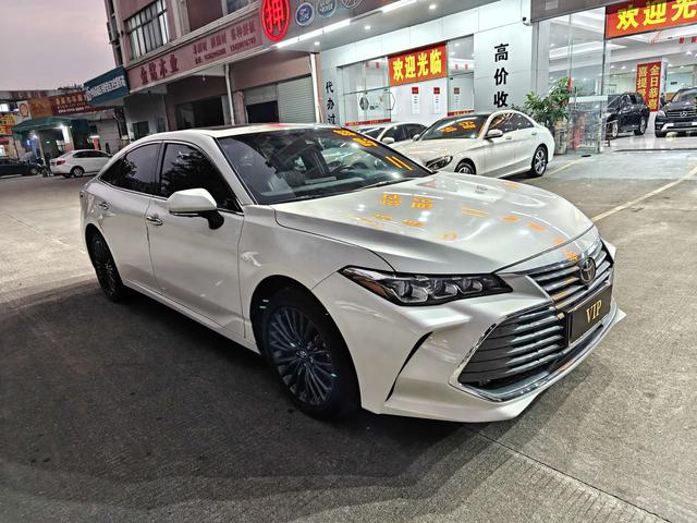 Toyota Avalon