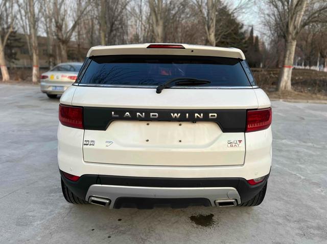 Lu Feng Landwind X7