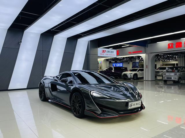 McLaren 570S