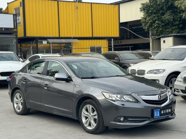 Acura ILX