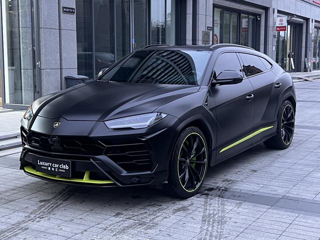 Lamborghini Urus