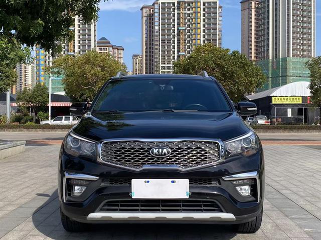 Kia KX7