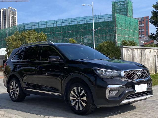 Kia KX7