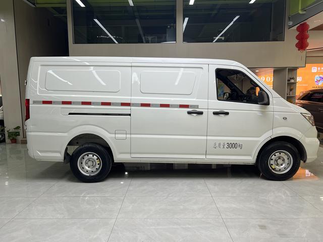 Dongfeng Yufeng EM26