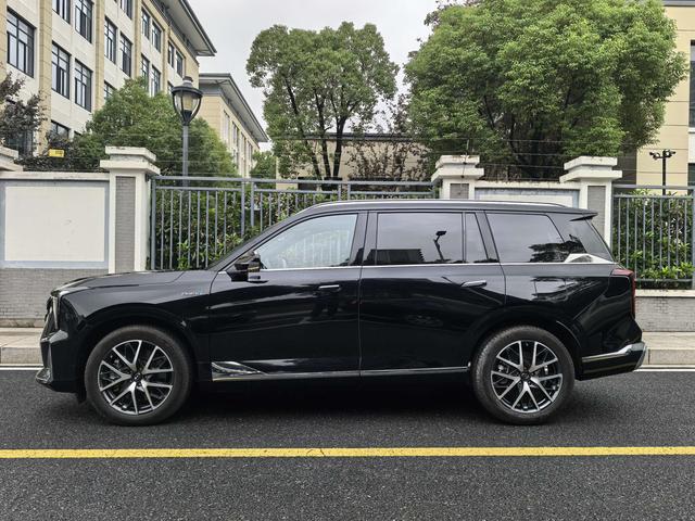 GAC Trumpchi ES9 PHEV