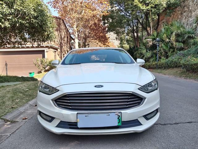 Ford Mondeo PHEV