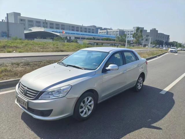 Dongfeng Fengshen S30