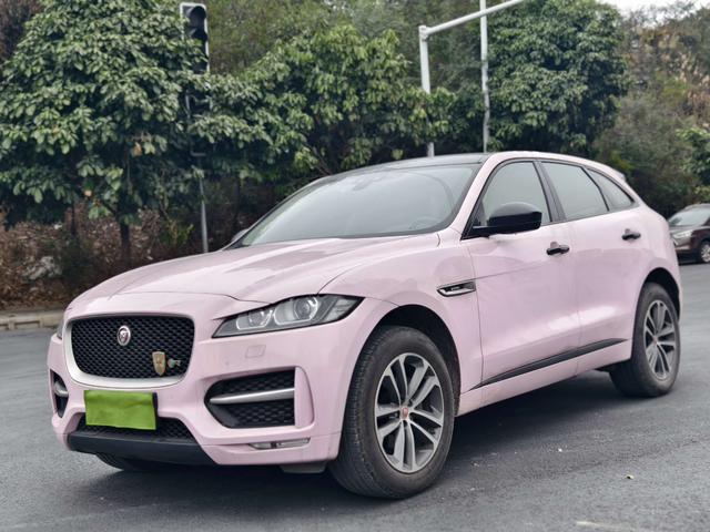 Jaguar F-PACE