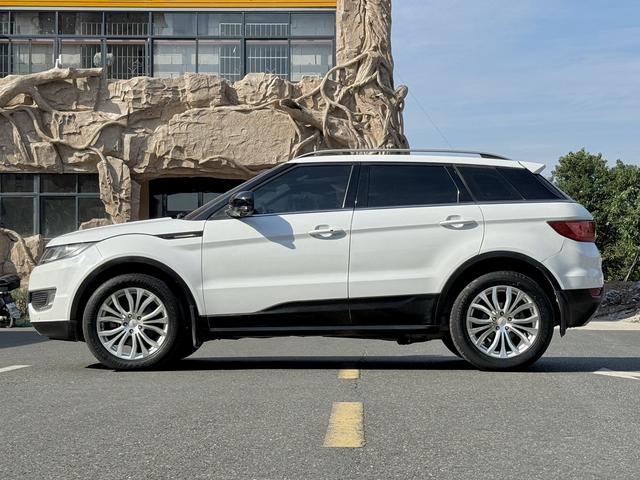 Lu Feng Landwind X7