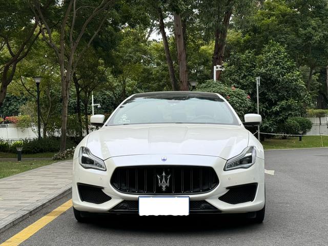 Maserati President