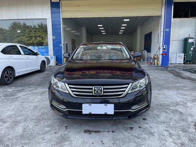 Zotye Z700