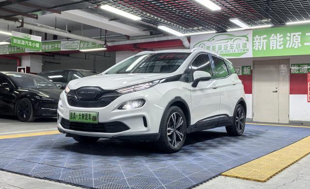 BAIC Beijing EX3