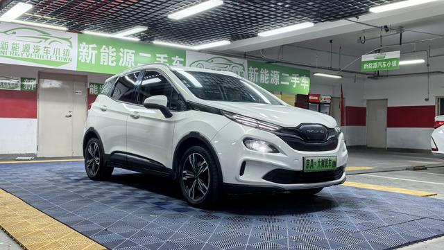 BAIC Beijing EX3