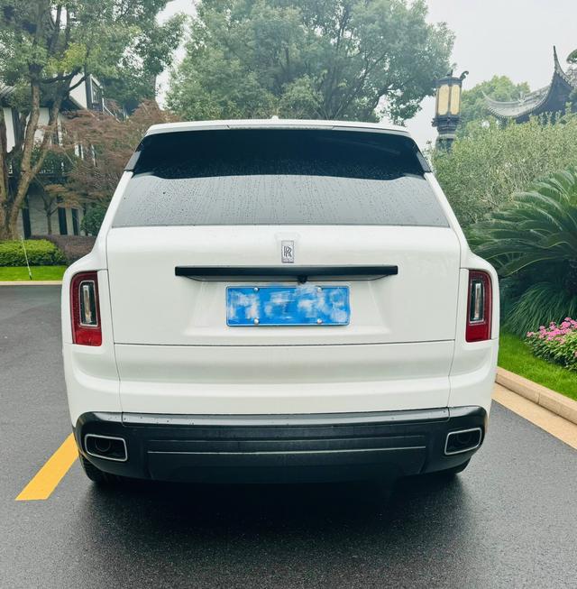 Rolls Royce Cullinan