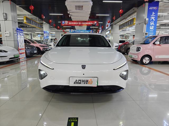 Roewe D7 EV