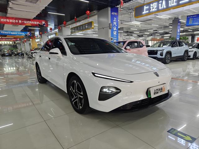 Roewe D7 EV