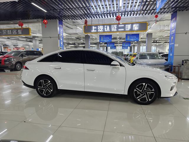 Roewe D7 EV