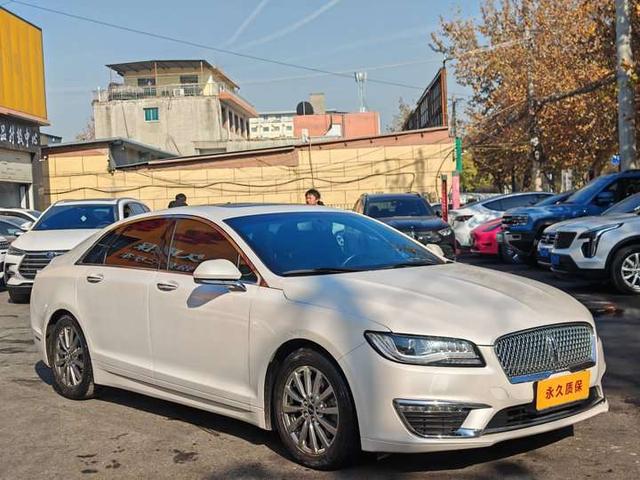 Lincoln MKZ