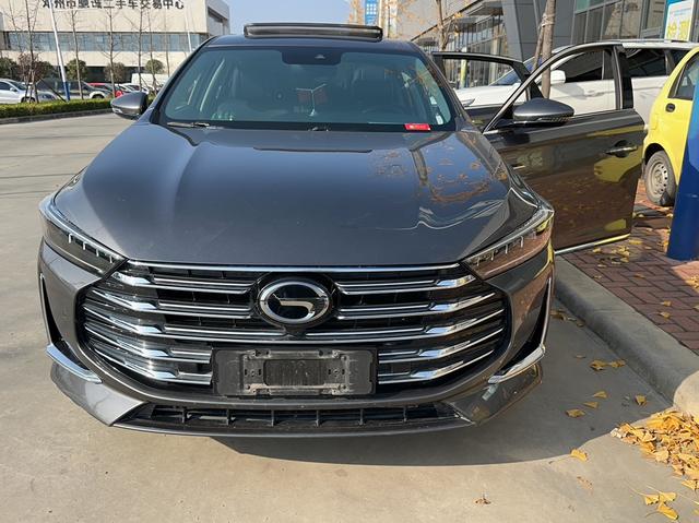 GAC Trumpchi GA8