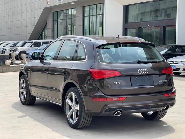 Audi Q5 (imported)