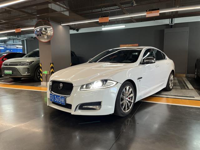 Jaguar XF