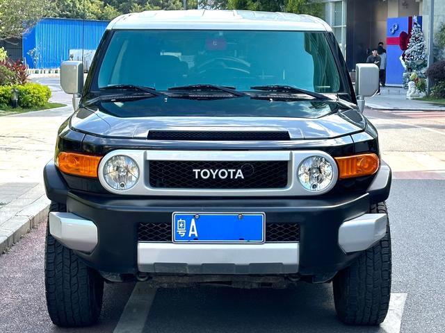 Toyota FJ Cruiser