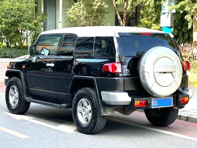 Toyota FJ Cruiser