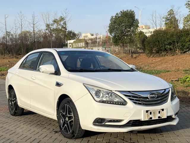 BYD G5