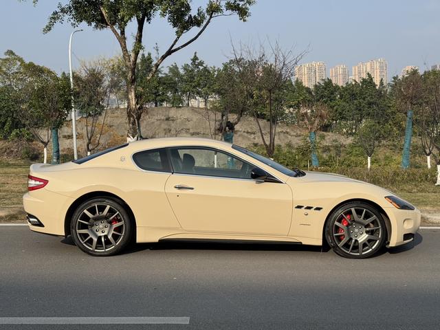 Maserati GranTurismo